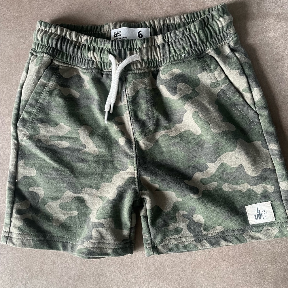 Cotton on kids camo shorts